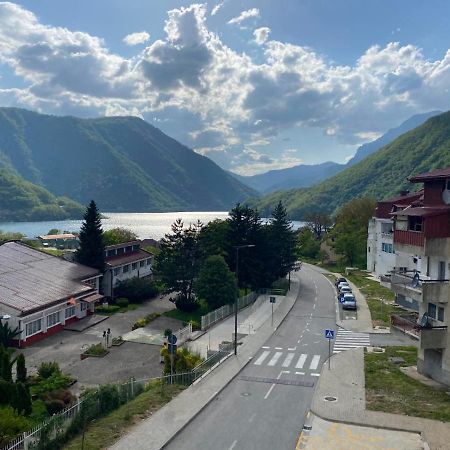 Apartman Andjela Плужине Екстериор снимка