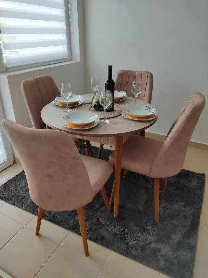 Apartman Andjela Плужине Екстериор снимка