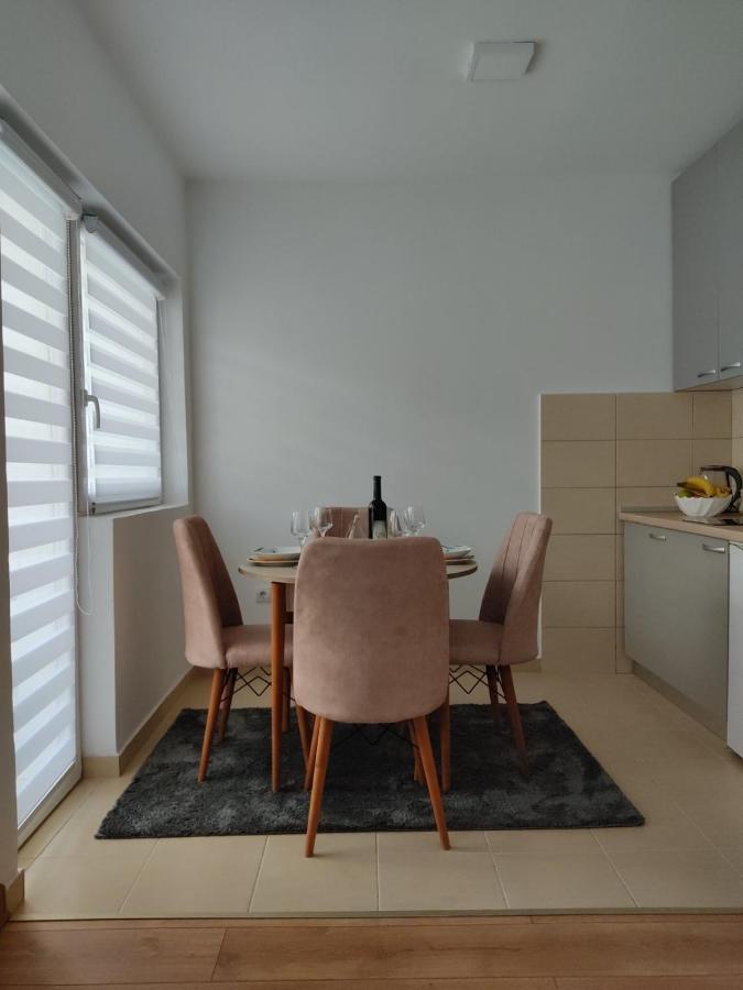Apartman Andjela Плужине Екстериор снимка